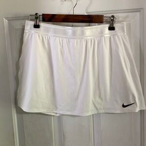 Nike White Tennis Athletic Skirt Size L